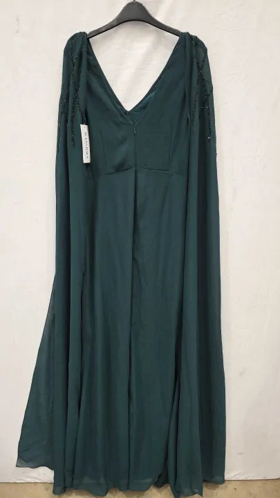 Raishma - Magnolia Gown Size: Uk 10
