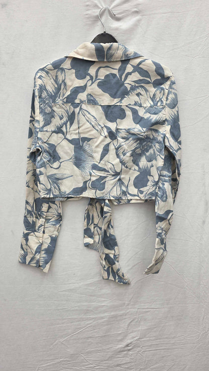 Reiss - Blue/white Cropped Dahlia Wrap Front Top Size: Uk 10