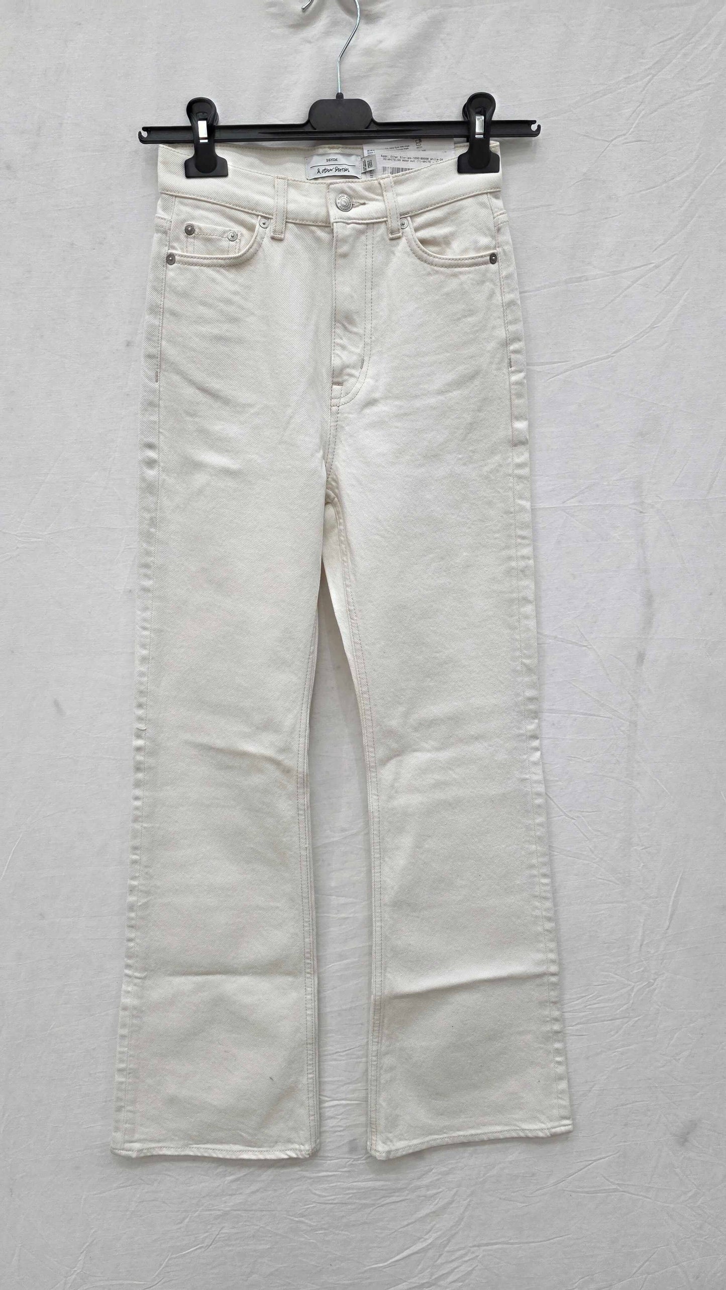 & Other Stories - White High Rise Flared Jeans Size: 24X32