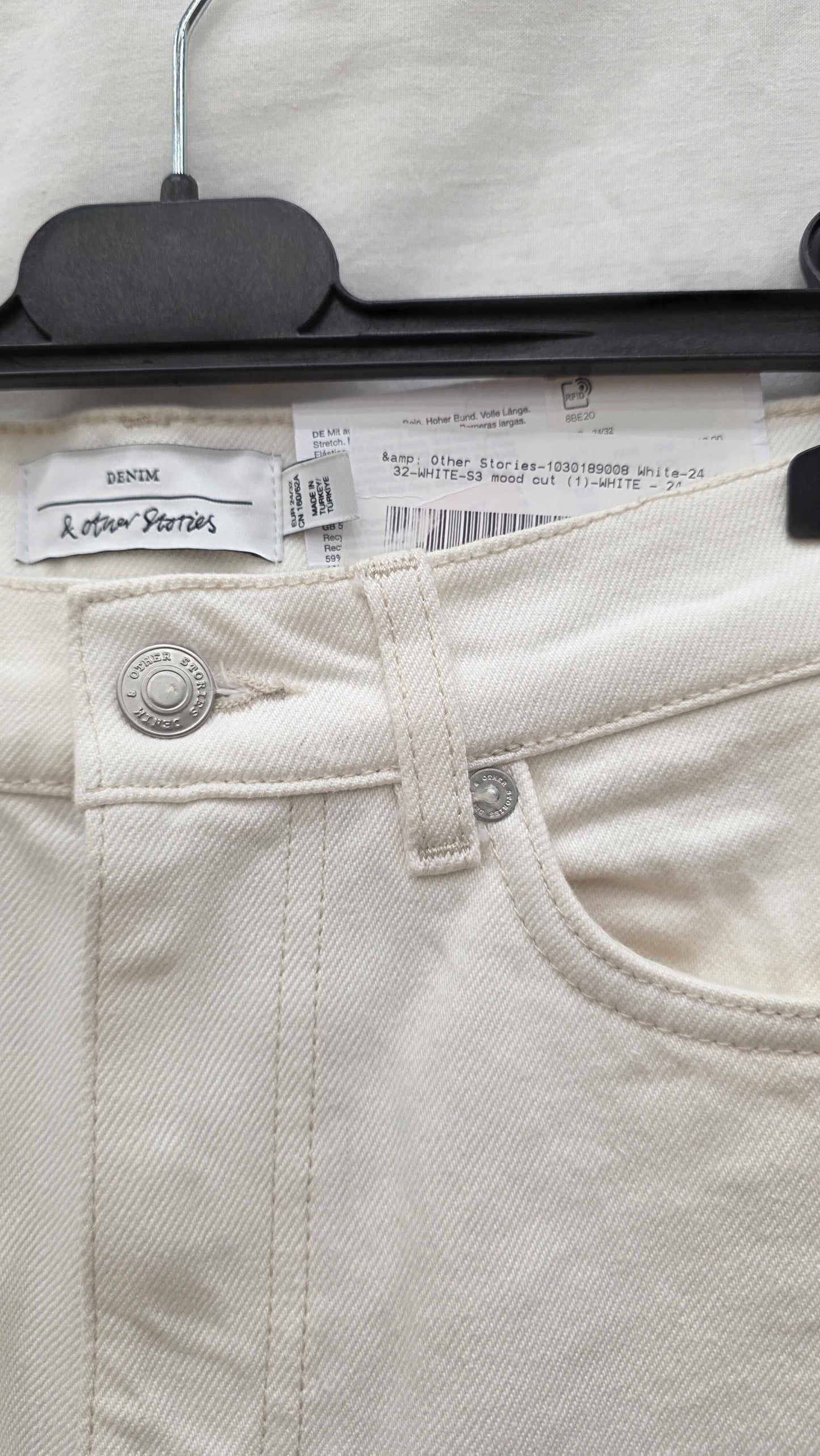 & Other Stories - White High Rise Flared Jeans Size: 24X32