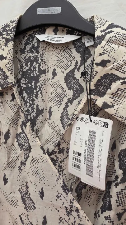 & Other Stories - Cream Snake Wrap Shirt Midi Dress Size: Uk 8