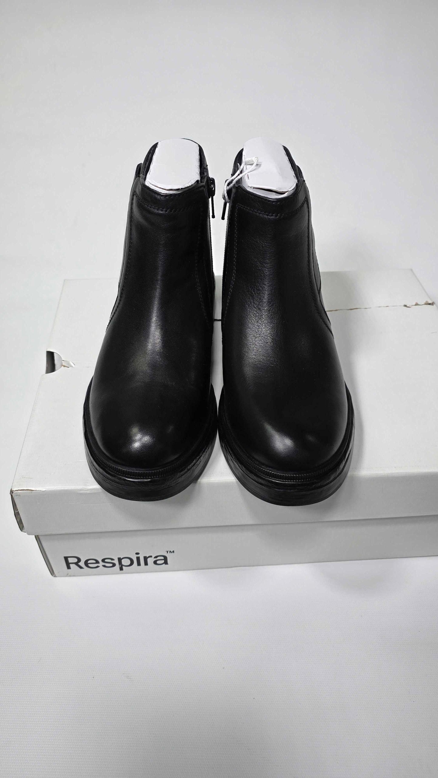 Geox - Women's Black Leather Swelen Biker Ankle Boots - Black Size: Uk 4