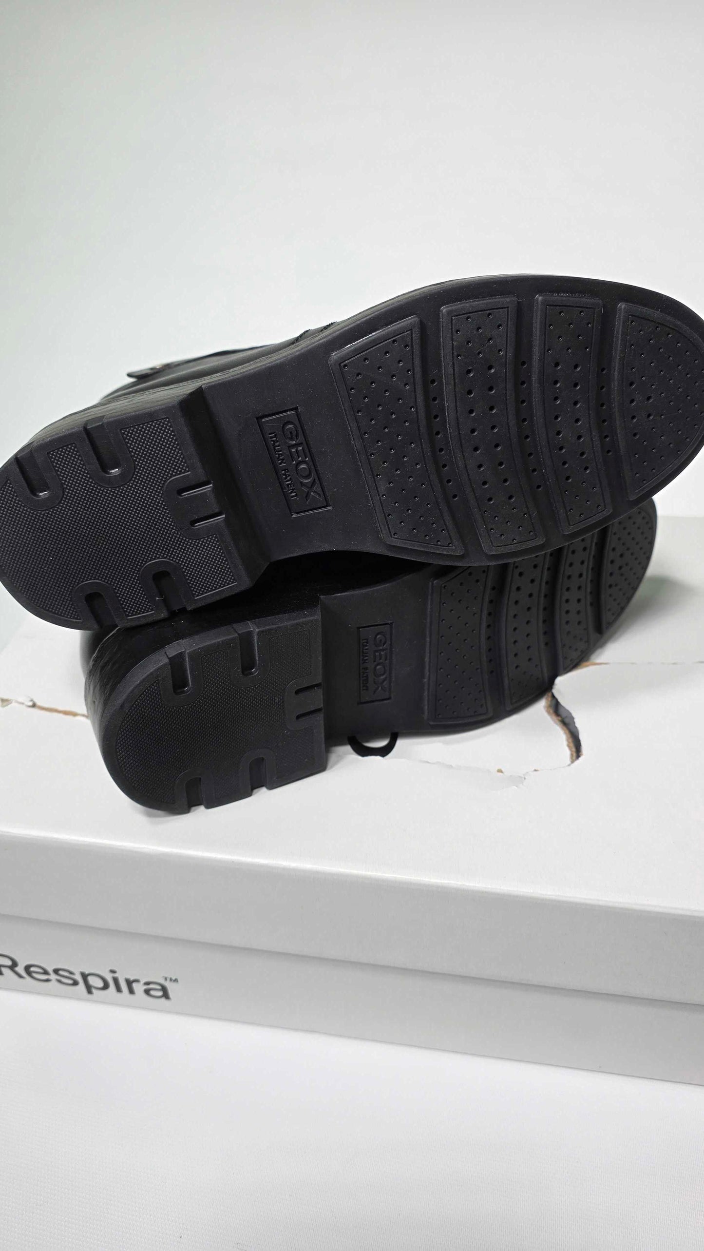 Geox - Women's Black Leather Swelen Biker Ankle Boots - Black Size: Uk 4