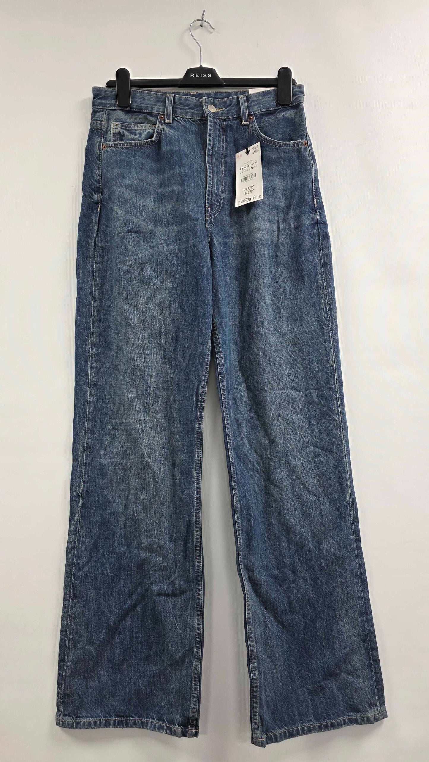 Zara Wide Bell Bottom Fit Jeans Size: 42