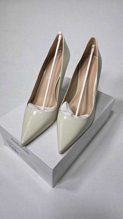 Russell & Bromley - Women's Off White Heeled Shoe Pump - Cream Size: Uk 8