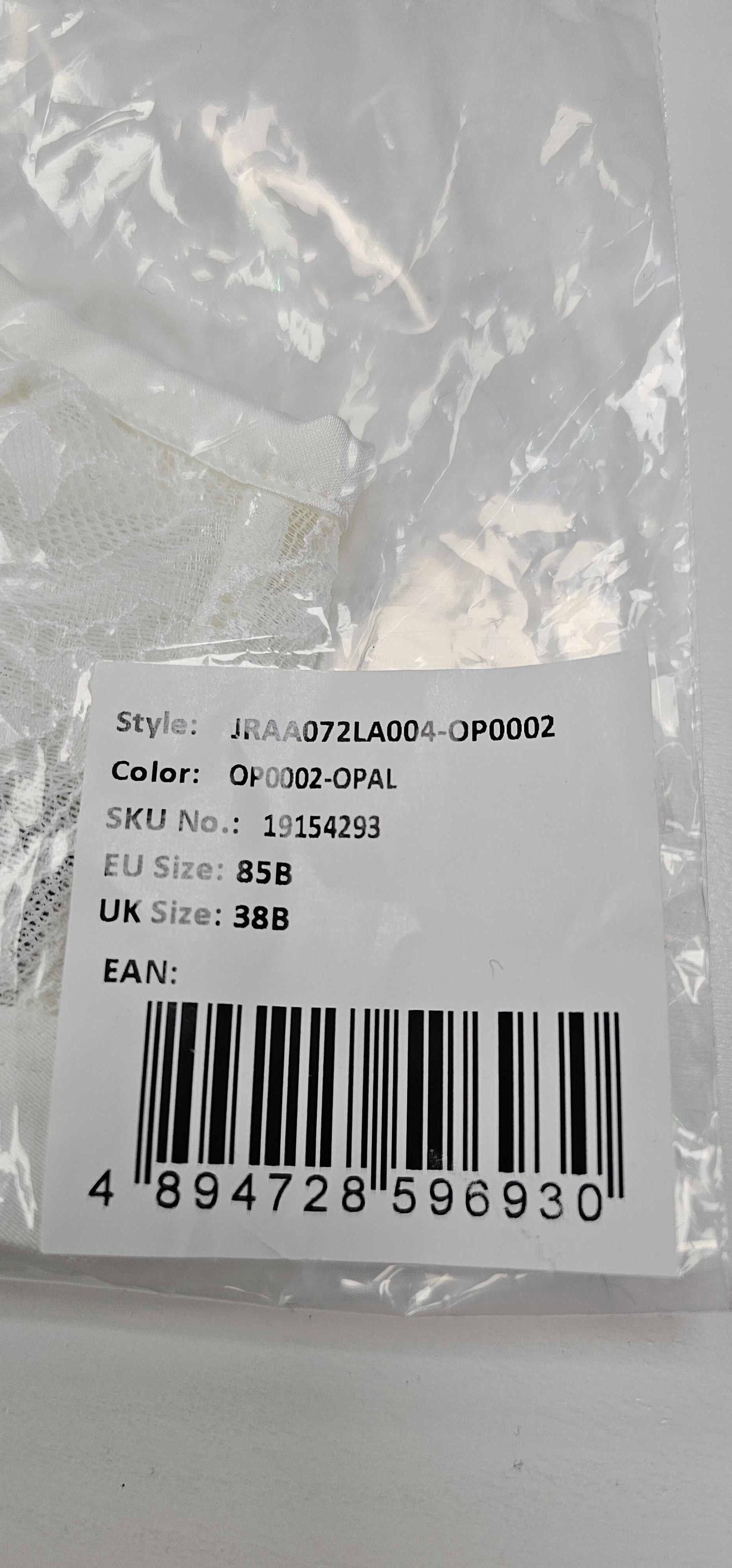 Janet Reger - Thea Curve Halter Neck Bralette White - White Size: 38B