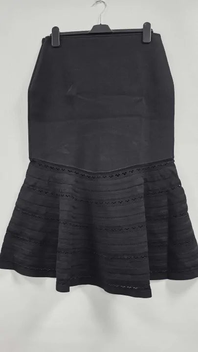 Victoria Beckham - Black Flared Open Weave Midi Skirt - Black Size: Xl