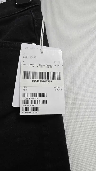 & Other Stories - Black Favourite Cut Jean - Black Size: 25X30