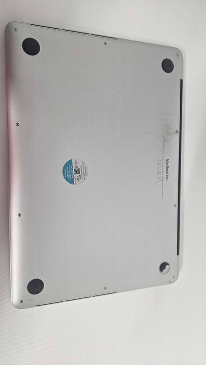 Macbook Pro A1502 Size: 256Gb