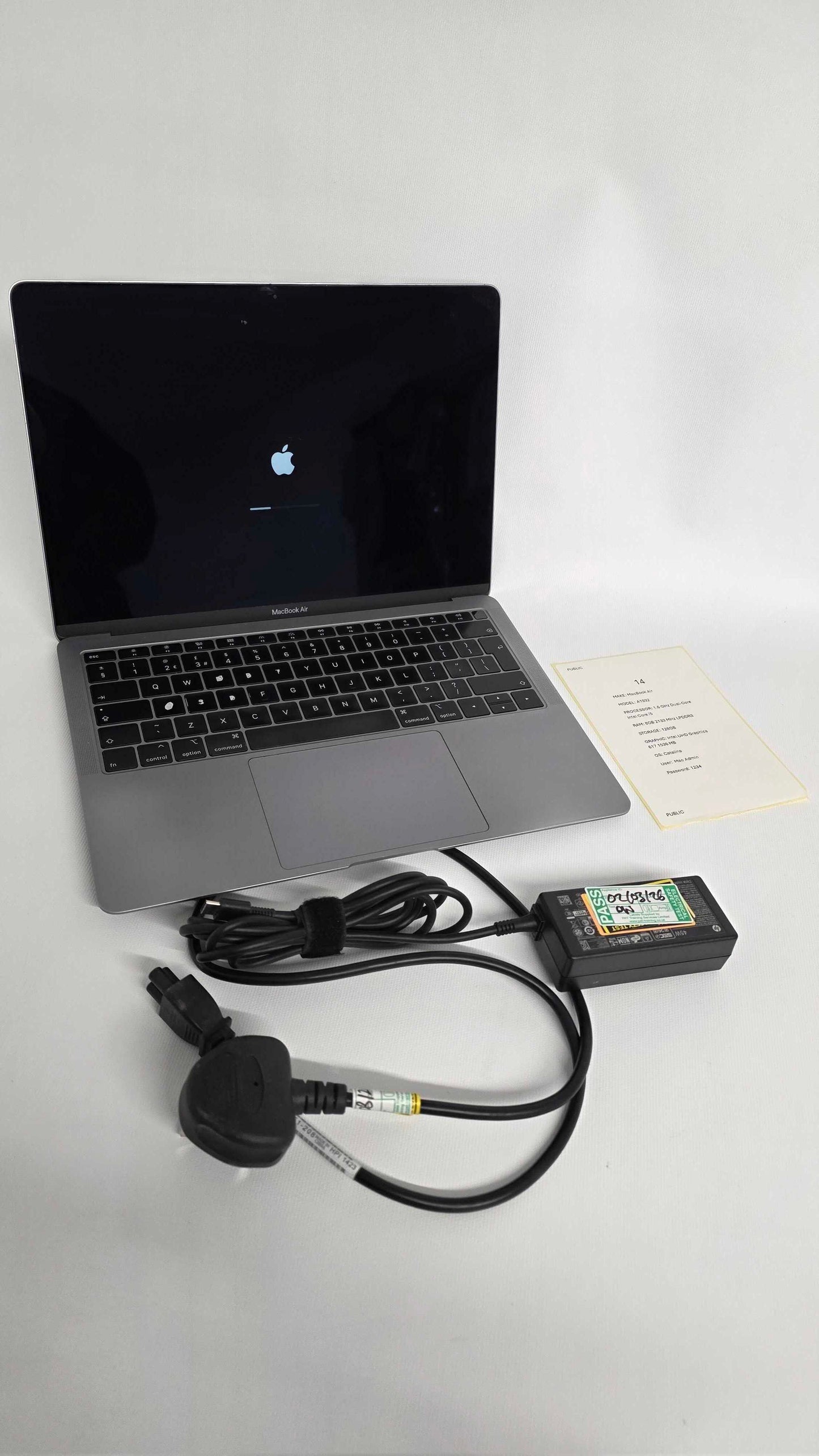 Macbook Air A1932 Size: -