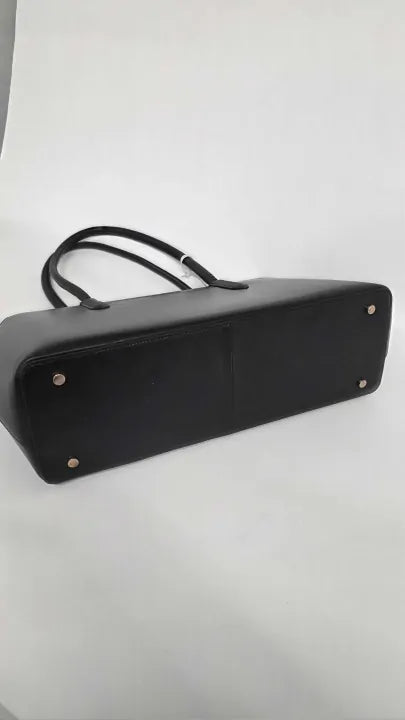 Radley - Black Brompton Crescent Medium Zip - Black Size: *