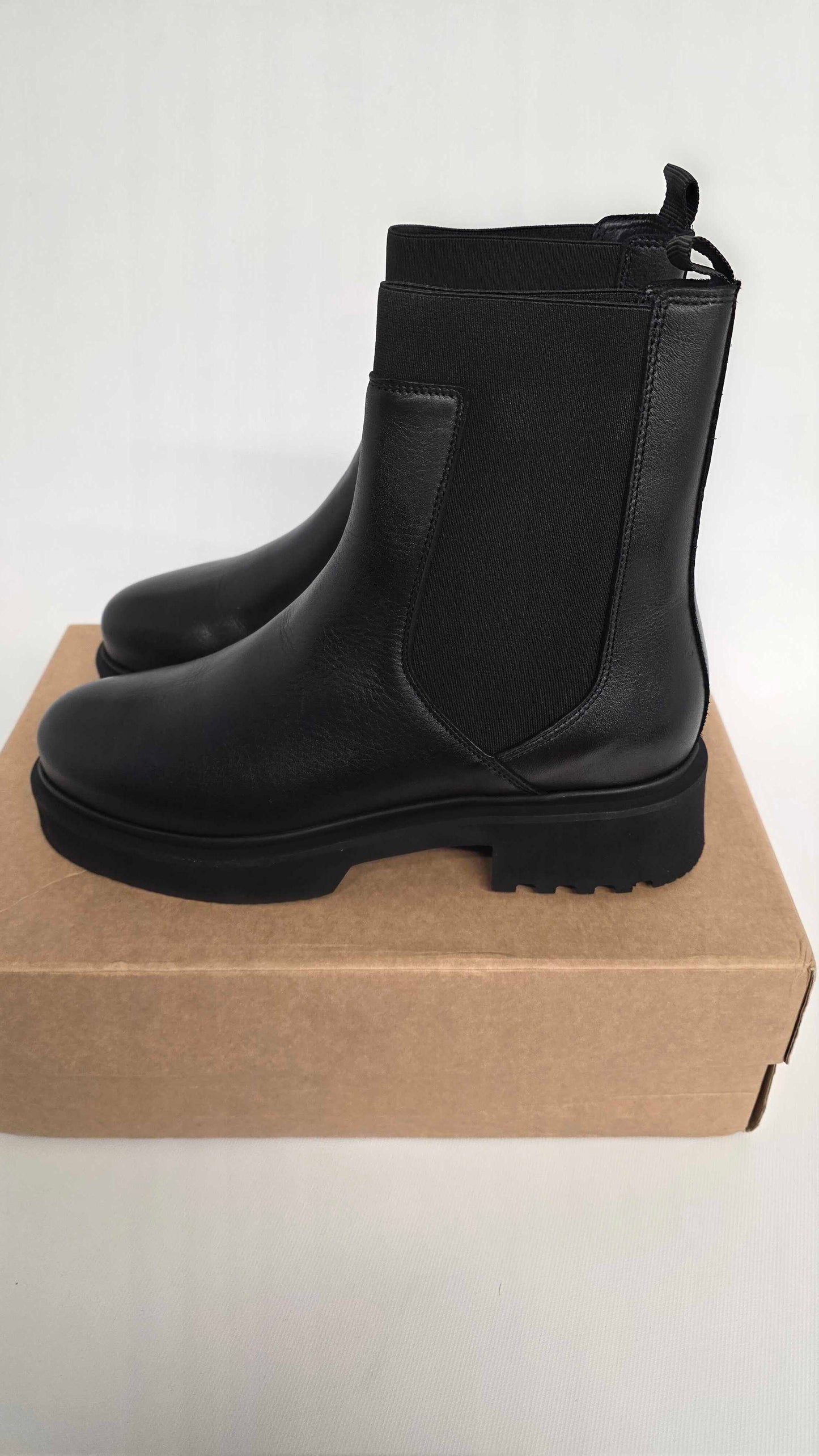 Hudson - Women's Black Amber Leather Ankle Boot - Black Size: Uk 7