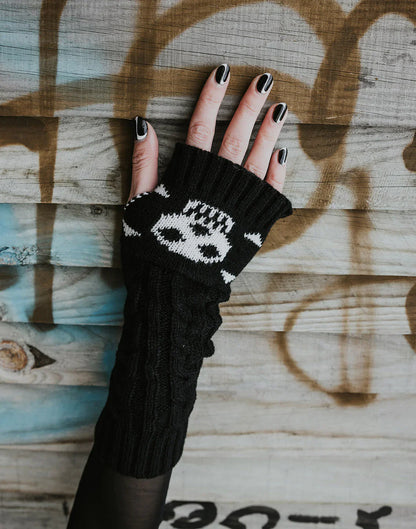 Pamela Mann Knitted Skull And Crossbones Fingerless Gloves