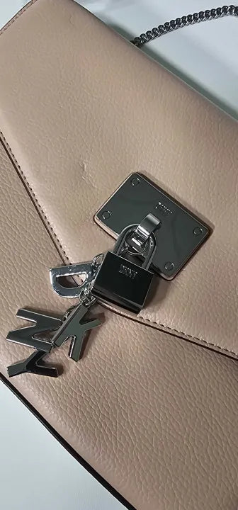 Dkny Elissa Leather Medium Shoulder Flap Size: Medium