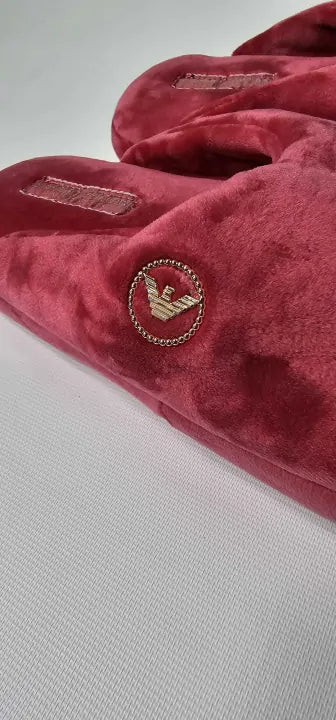 Emporio Armani Women's Slippers Soft And Warm Home Slipper Item Size: 5