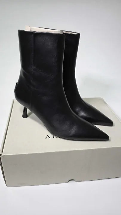 All Saints Vivian Pointed Toe Leather Boots Size: Uk 6