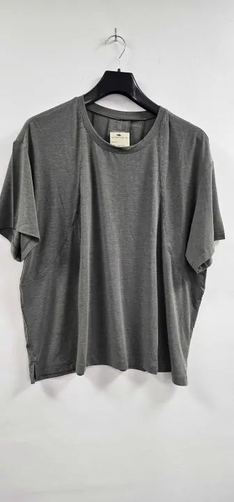 Sweaty Betty - Umbra Green Soft Flow Studio Tee - Green Size: L