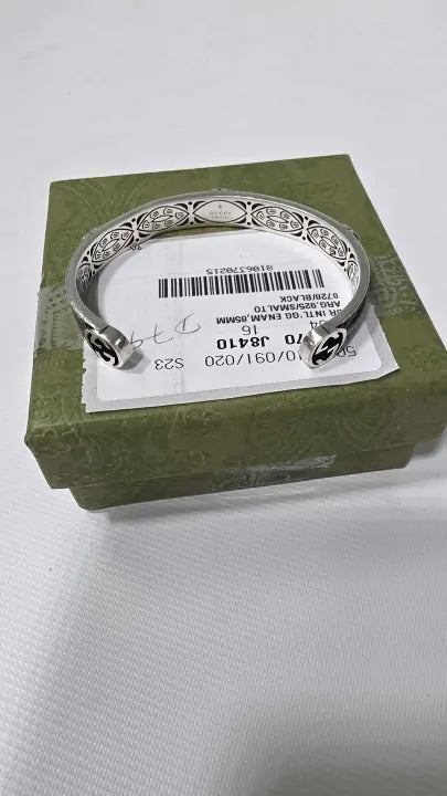 Gucci - Sterling Silver & Black Gucci Interlocking Enamel Cuff Bracelet - Silver Size: 16