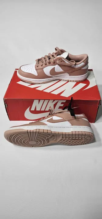 Nike - Unisex Rose Whisper Nike Dunk Low Trainers - Pink Size: Uk7