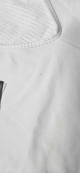 Under Armour - White Vanish Disruptive Vest - White Size: Xs