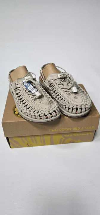 Keen - Unisex Plaza Taupe/plaza Uneek Ii Convertible Sandals - Cream Size: Uk3