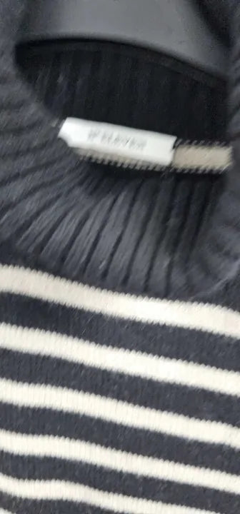 N°· Eleven - Black / New Cream Wool Stripe Roll Neck Jumper - Black Size: Xl