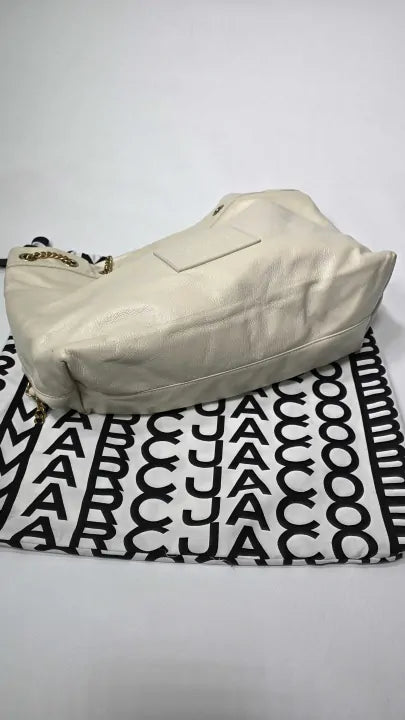 Marc Jacobs - Cream The Large Cloud Chain Sack Bag Size: *