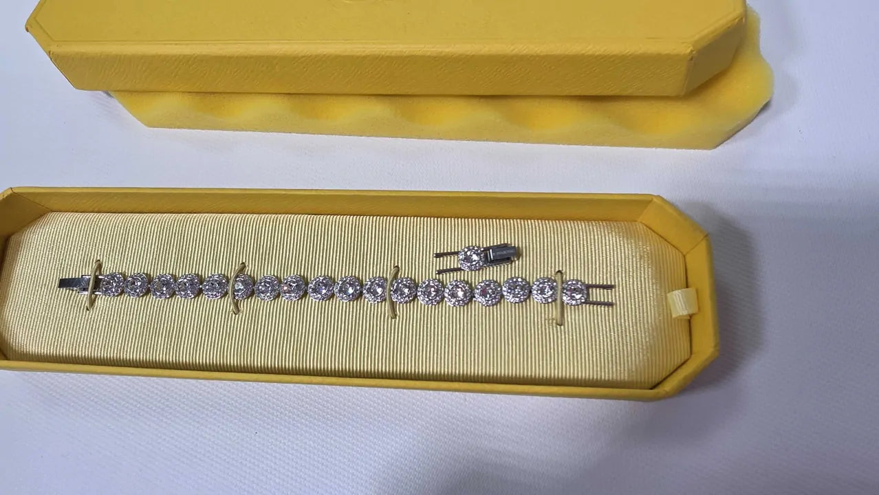 Swarovski - Silver Una Bracelet - Silver Size: *