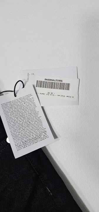 & Other Stories - Slim Cut Jeans - Black Size: 26/30