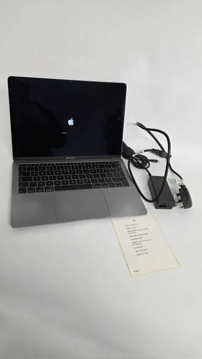 Macbook Air A1932
Size: -