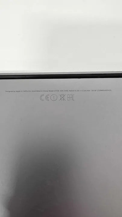 Macbook Pro A1708