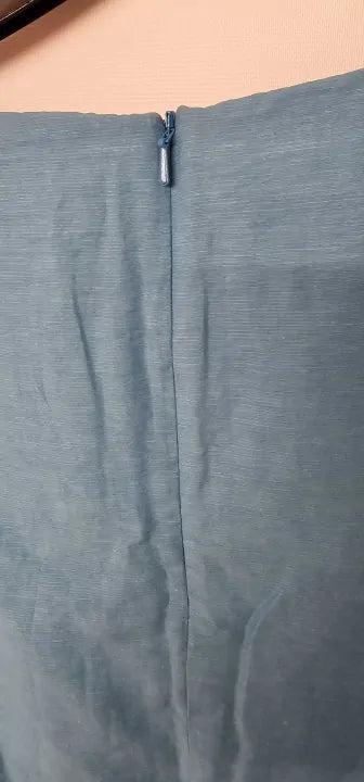 Max Mara Weekend
Blue Dress Size: Uk12