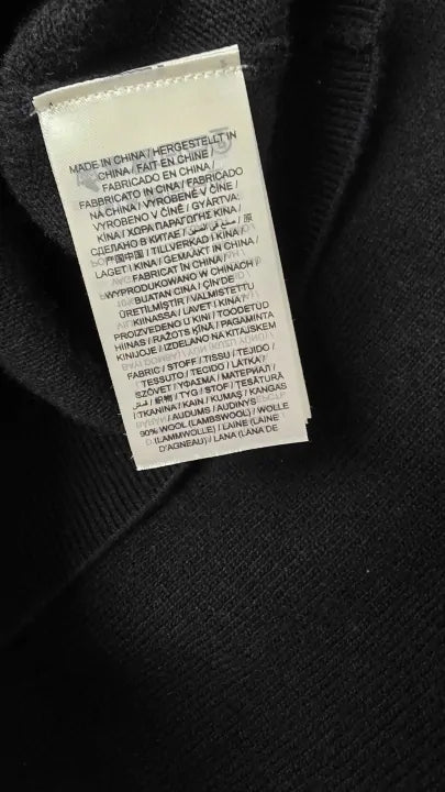 Gant - Navy V-neck Wool Blend Jumper - Black Size: Xl