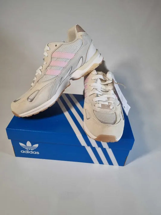 Adidas Originals Torsion Super Shoes Size: UK 8 deal !!