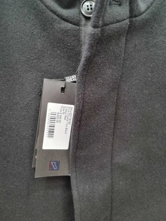 Gianni Feraud Navy Classic Wool Blend Coat Size: Medium