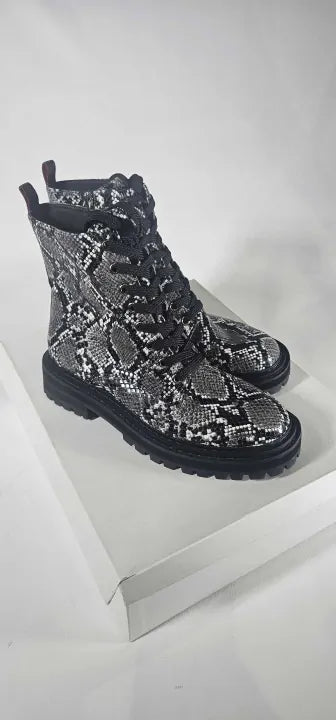 Max&Co. Snake Print Lace Up/Side Zip Platform Ankle Boots Size: EU 40 / UK 7