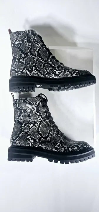 Max&Co. Snake Print Lace Up/Side Zip Platform Ankle Boots Size: EU 40 / UK 7