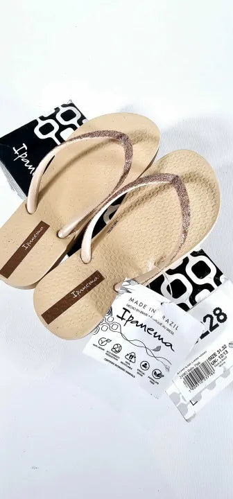 Ipanema -Kids Glitter flip flops  Size: UK 12/13 Jnr