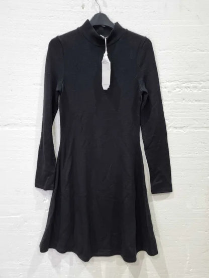 Vincev High-Neck Flared Dress Size: Small