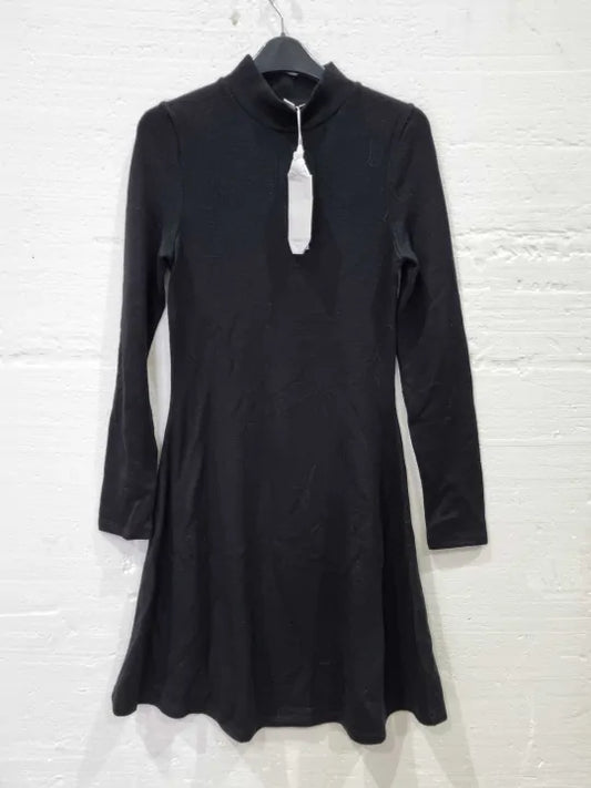 Vincev High-Neck Flared Dress Size: Small