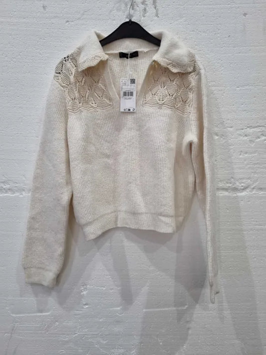 Mango Women's Cream And White Jumper Size: Large