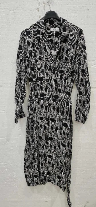 Reiss-29311902-14-Cream-Black Georgina Swirl Print Dress-Cream Size: Uk 4