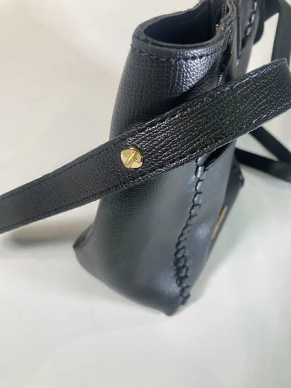 Vince Camuto-946Vnc1190-*-Black-Black Pantheon Crossbody Bag-Black Size: *