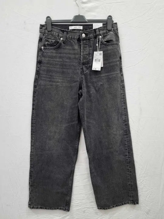 Mango Straight Jeans With Forward Seams Size: 38