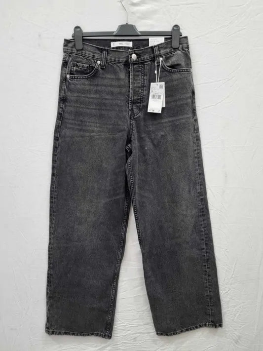 Mango Straight Jeans With Forward Seams Size: 38