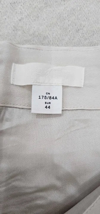 Arket Volume Skirt  Size: Eu44