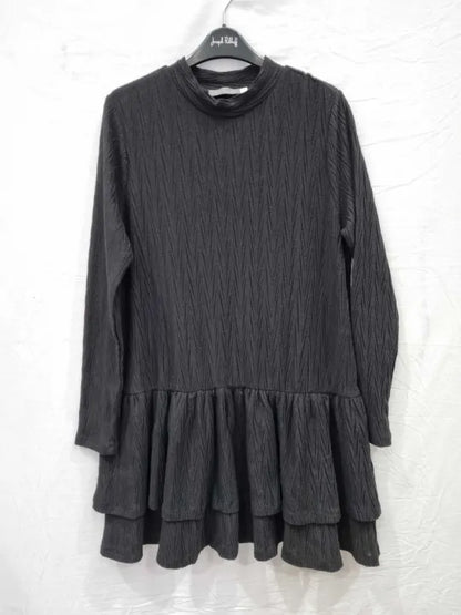 Mint Velvet Black Crinkle Mini Dress Size: Large