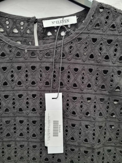 N°· Eleven - Black Dip Back Top Size: M