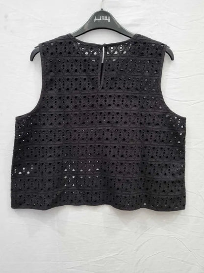 N°· Eleven - Black Dip Back Top Size: M