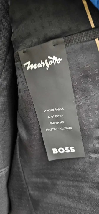 Boss , 38 , Grey-Dark Grey Huge 2 Piece Wool Suit-Grey Size: 38